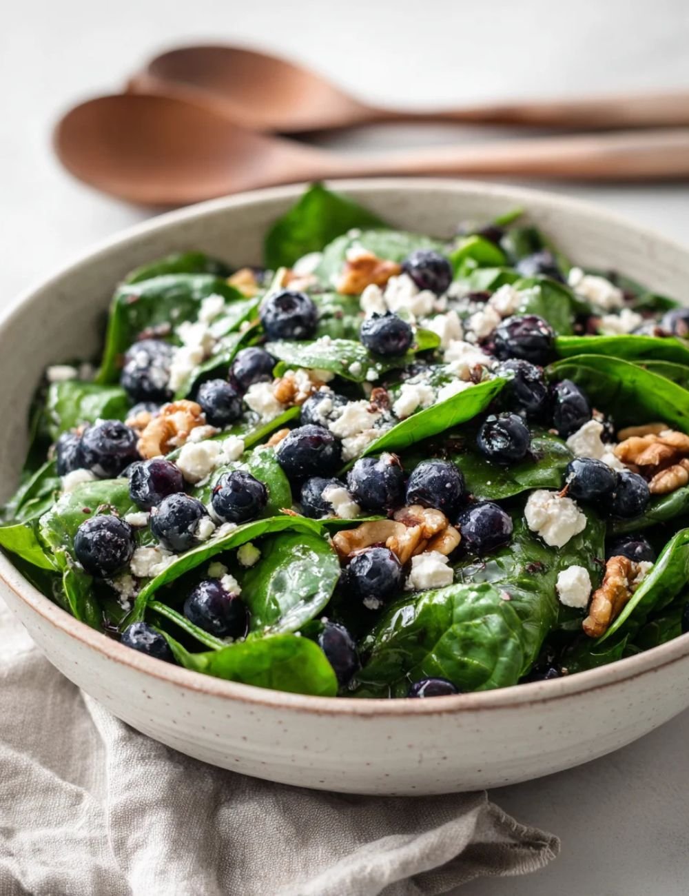 Blueberry Walnut Spinach Salad