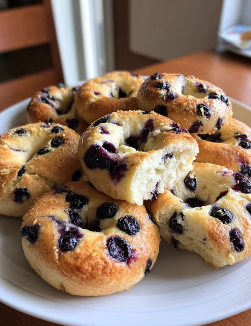 Delicious Blueberry Lemon Protein Bagels with fresh blueberries and lemon flavor.