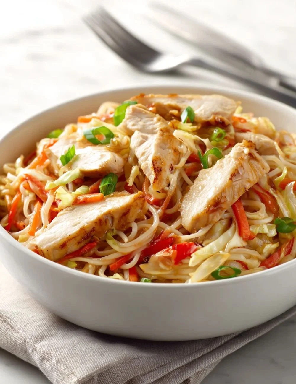 Easy Chicken Lo Mein Style Fried Rice Noodle Stir-Fry
